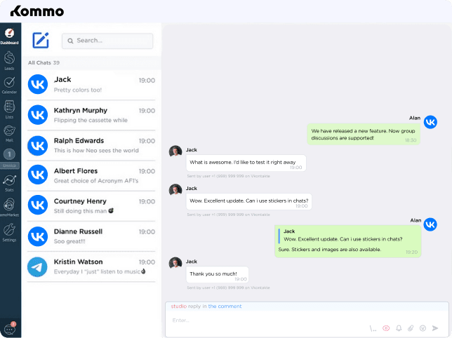Chats with customers through VKontakte inside amoCRM