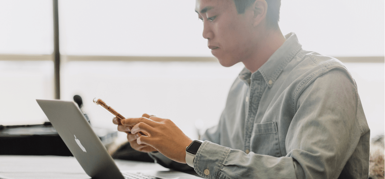 An instant messenger business user